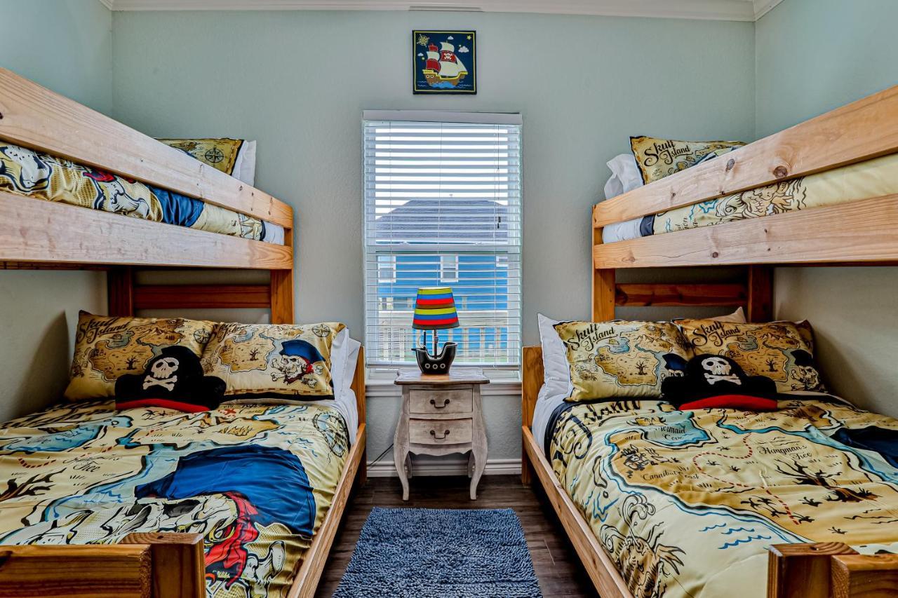 Beachslapped Bolivar Peninsula Exterior photo